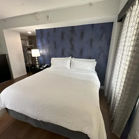 Holiday Inn Express - Dallas Downtown By Ihg